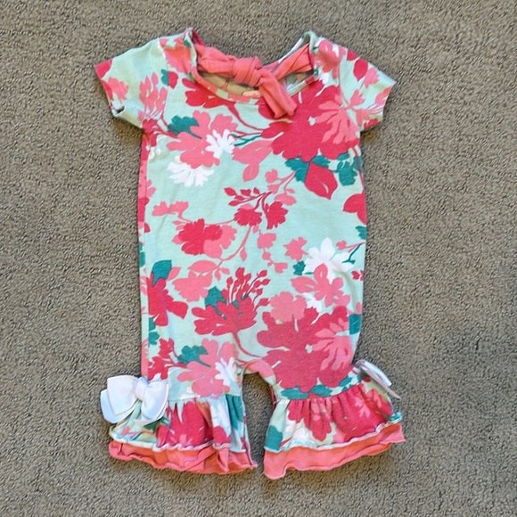 RicRac & Ruffles - Picture 4 of 4